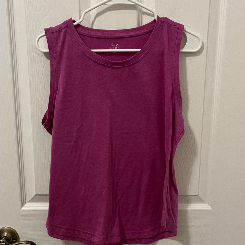 Leg3nd Fuchsia Workout Top